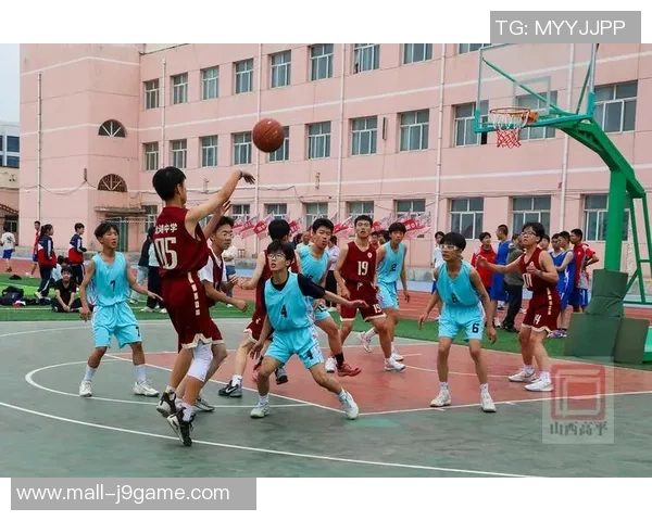 激情四溢的篮球比赛决赛揭幕，谁将捧起冠军奖杯成就辉煌梦想